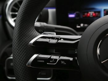 Mercedes-Benz CLA 200 d Coupé AMG Night Distronic AHK Kamera