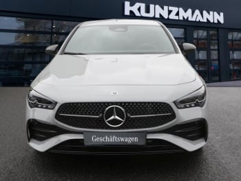 Mercedes-Benz CLA 200 d Coupé AMG Night Distronic AHK Kamera