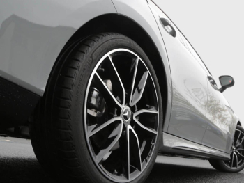 Mercedes-Benz CLA 200 d Coupé AMG Night Distronic AHK Kamera