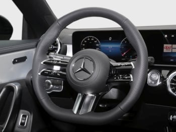 Mercedes-Benz CLA 200 d Coupé AMG Night Distronic AHK Kamera