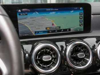 Mercedes-Benz CLA 200 d Coupé Progressive Navi Panorama Kamera Mercedes-Benz CLA 200 d Coupé Progressive Navi Panorama Kamera