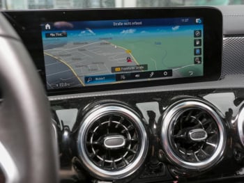 Mercedes-Benz CLA 200 d Coupé Progressive Navi Panorama Kamera