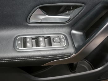 Mercedes-Benz CLA 200 d Coupé Progressive Navi Panorama Kamera