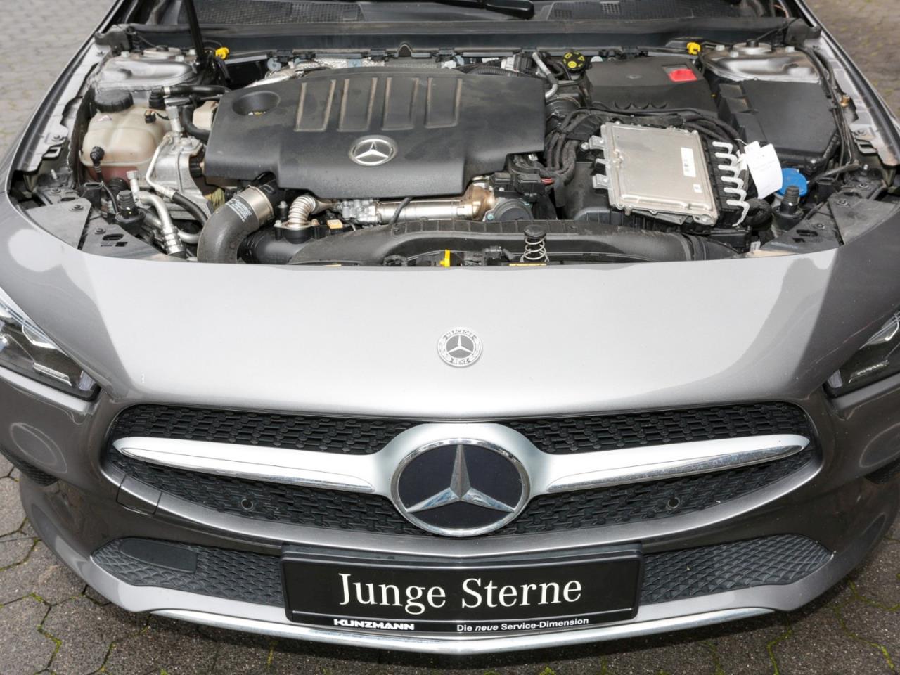 Mercedes-Benz CLA 200 d Coupé Progressive Navi Panorama Kamera