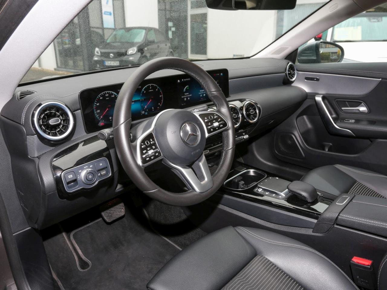 Mercedes-Benz CLA 200 d Coupé Progressive Navi Panorama Kamera