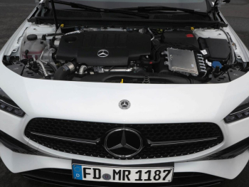 Mercedes-Benz CLA 200 d Coupé AMG Night Panorama Distronic AHK
