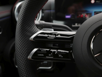 Mercedes-Benz CLA 200 d Coupé AMG Night Panorama Distronic AHK
