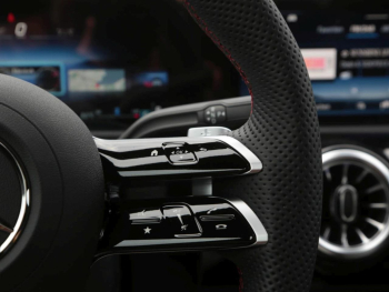 Mercedes-Benz CLA 200 d Coupé AMG Night Panorama Distronic AHK