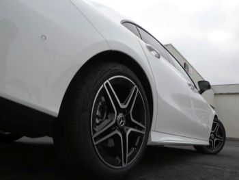 Mercedes-Benz CLA 200 d Coupé AMG Night Panorama Distronic AHK