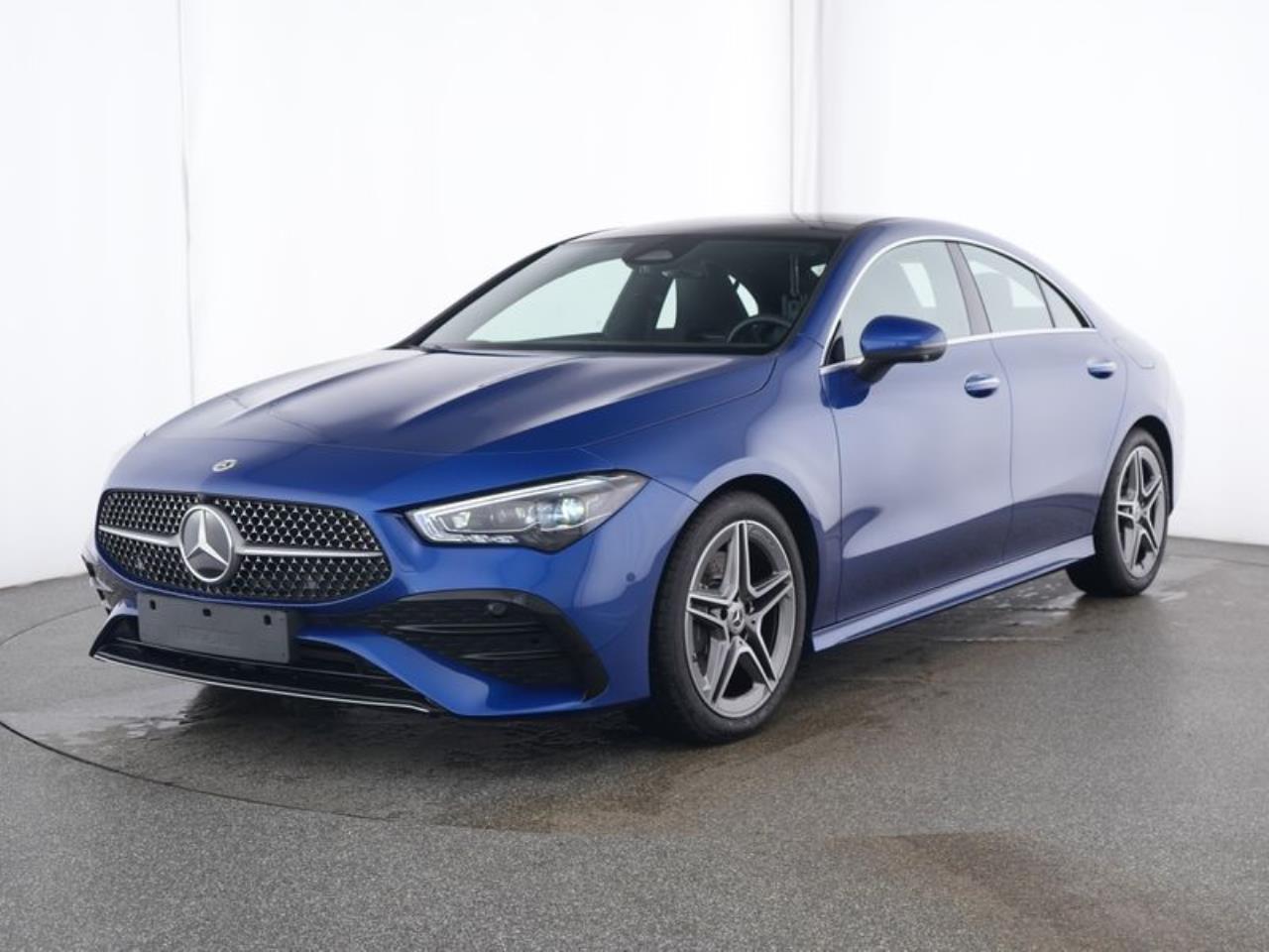 Mercedes-Benz CLA 220 4M Coupé AMG Distronic Panorama 360° SHZ