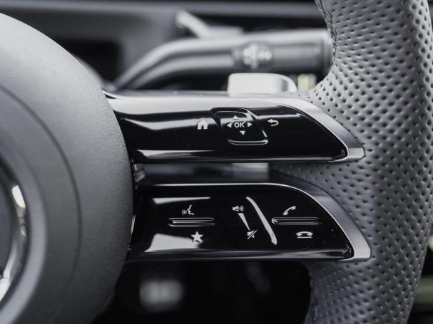 Mercedes-Benz CLA 220 d Coupé AMG Night Distronic Kamera AHK