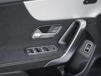 Mercedes-Benz CLA 220 d Coupé AMG Night Distronic Kamera AHK