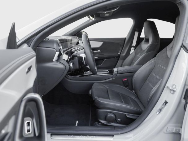 Mercedes-Benz CLA 220 d Coupé AMG Night Distronic Kamera AHK