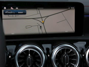 Mercedes-Benz CLA 220 d Coupé AMG Distronic AHK KeylessGo 360°
