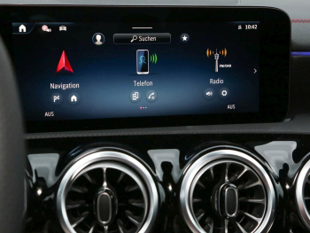 Mercedes-Benz CLA 220 d Coupé AMG Distronic AHK KeylessGo 360°