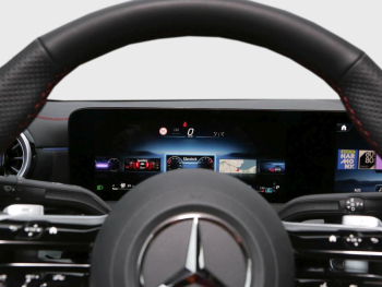 Mercedes-Benz CLA 220 d Coupé AMG Distronic AHK KeylessGo 360°