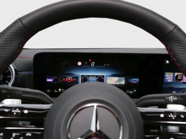 Mercedes-Benz CLA 220 d Coupé AMG Distronic AHK KeylessGo 360° Mercedes-Benz CLA 220 d Coupé AMG Distronic AHK KeylessGo 360°