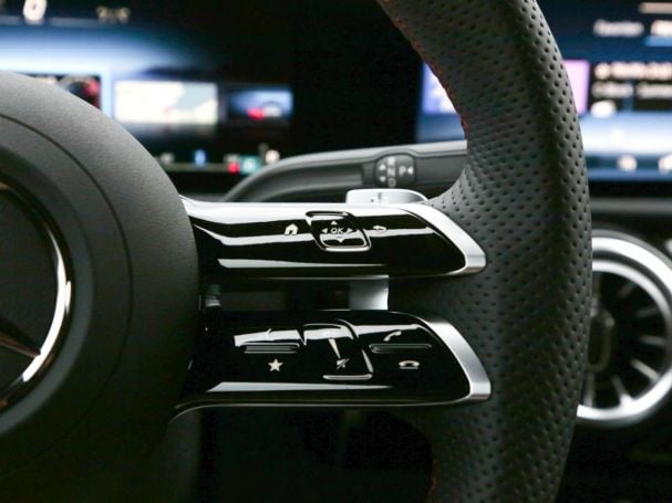 Mercedes-Benz CLA 220 d Coupé AMG Distronic AHK KeylessGo 360° Mercedes-Benz CLA 220 d Coupé AMG Distronic AHK KeylessGo 360°