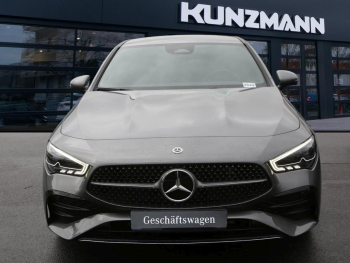 Mercedes-Benz CLA 220 d Coupé AMG Distronic AHK KeylessGo 360°