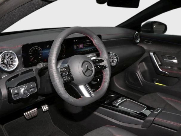 Mercedes-Benz CLA 220 d Coupé AMG Distronic AHK KeylessGo 360° Mercedes-Benz CLA 220 d Coupé AMG Distronic AHK KeylessGo 360°