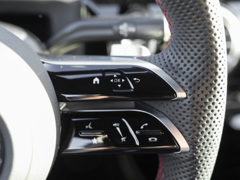 Mercedes-Benz CLA 220 d Coupé AMG Distronic Burmester 360° SHZ