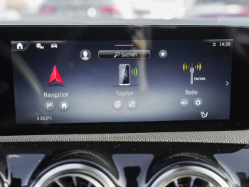 Mercedes-Benz CLA 220 d Coupé AMG Distronic Burmester 360° SHZ