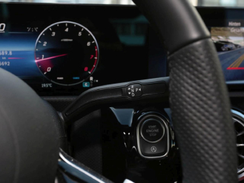 Mercedes-Benz CLA 250 4M Coupé AMG Panorama Leder rot-schwarz