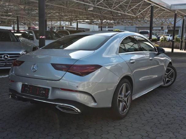 Mercedes-Benz CLA 250 4M Coupé AMG Panorama Leder rot-schwarz