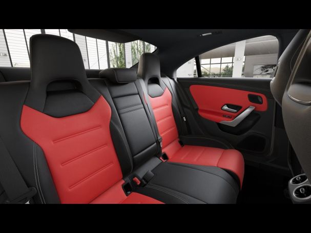 Mercedes-Benz CLA 250 4M Coupé AMG Panorama Totwinkel Kamera Mercedes-Benz CLA 250 4M Coupé AMG Panorama Totwinkel Kamera