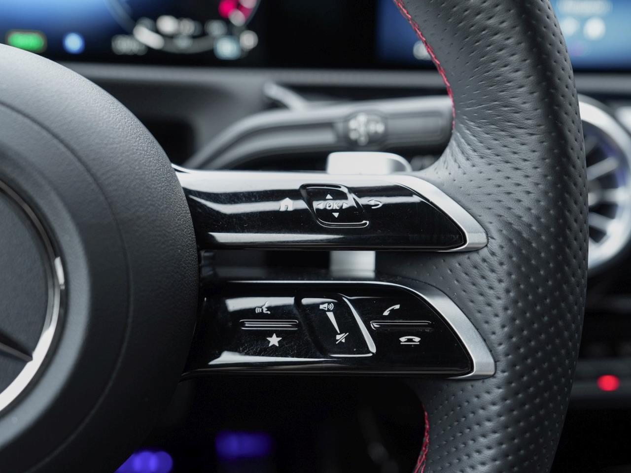 Mercedes-Benz CLA 250 e Coupé AMG Burmester Memory 360°