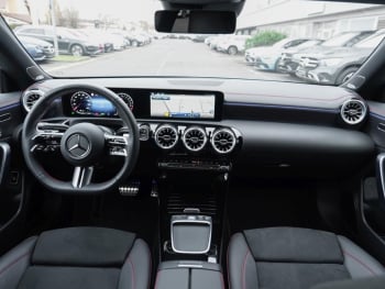 Mercedes-Benz CLA 250 e Coupé AMG Burmester Memory 360°