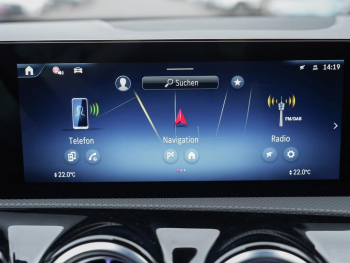 Mercedes-Benz CLA 250 e Coupé AMG Burmester Memory 360°