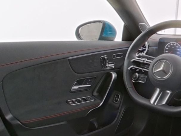 Mercedes-Benz CLA 250 e Coupé AMG Burmester Memory 360°
