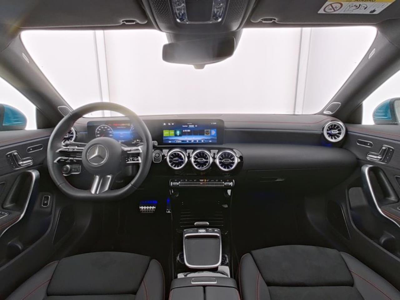 Mercedes-Benz CLA 250 e Coupé AMG Burmester Memory 360°