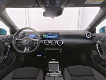 Mercedes-Benz CLA 250 e Coupé AMG Burmester Memory 360°