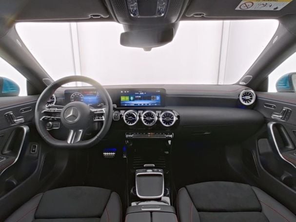 Mercedes-Benz CLA 250 e Coupé AMG Burmester Memory 360°