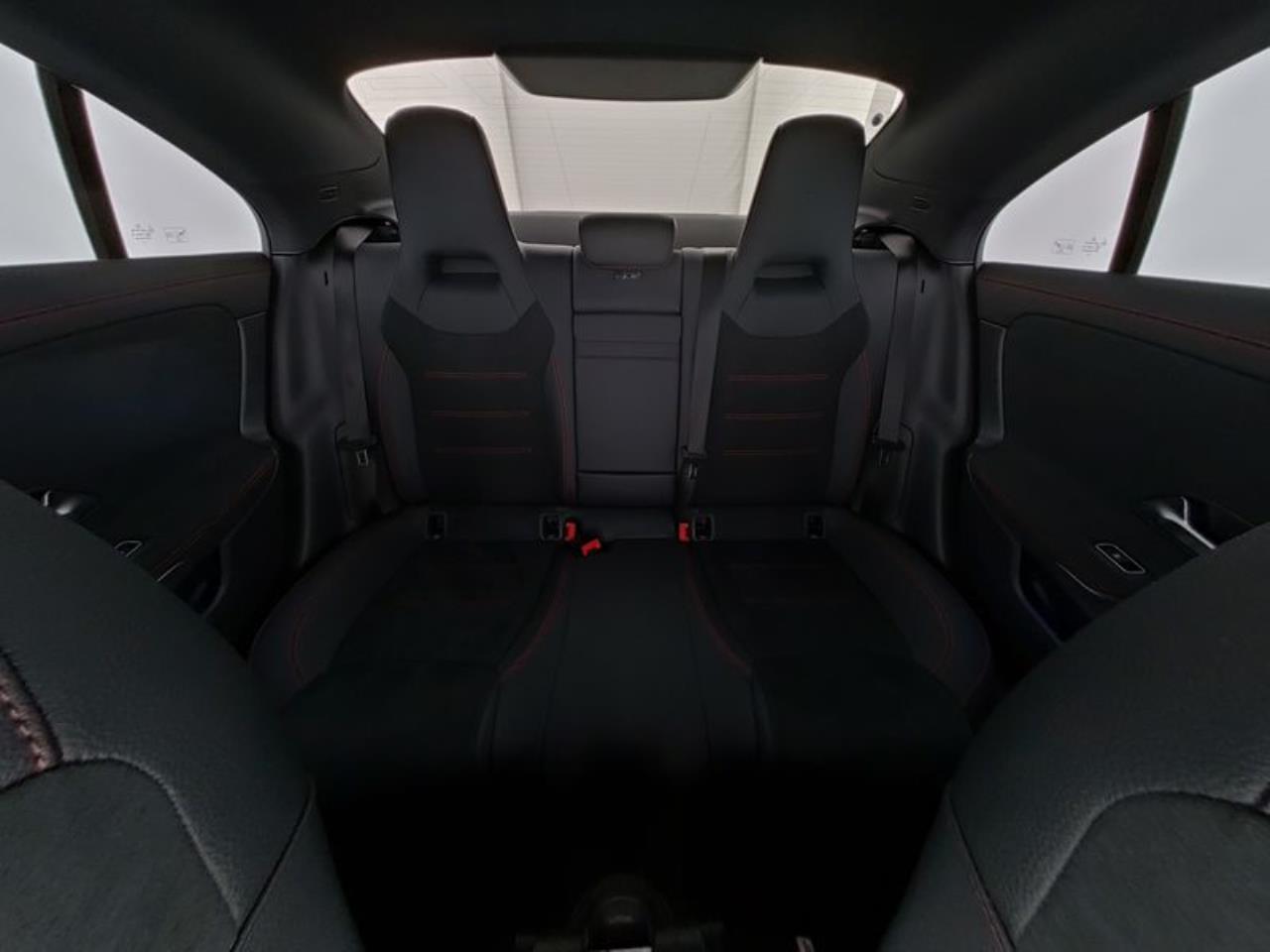 Mercedes-Benz CLA 250 e Coupé AMG Burmester Memory 360°