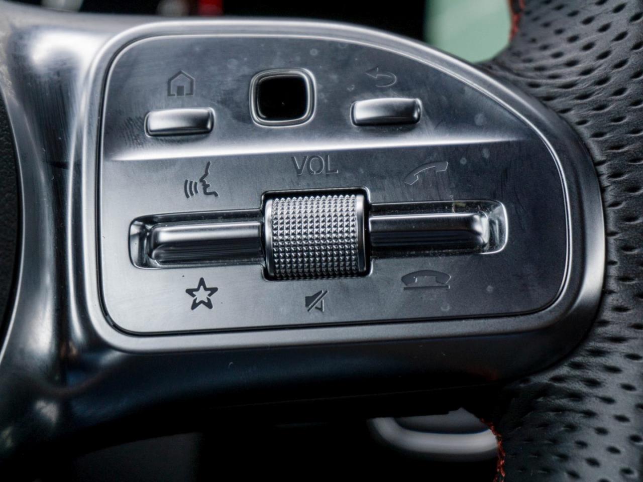 Mercedes-Benz CLA 250 e Coupé AMG Night MBUX Navi Kamera