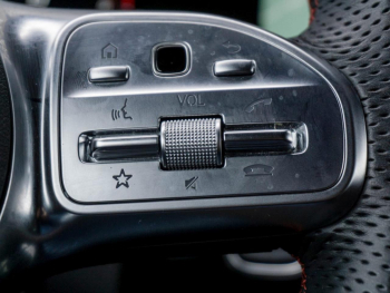 Mercedes-Benz CLA 250 e Coupé AMG Night MBUX Navi Kamera