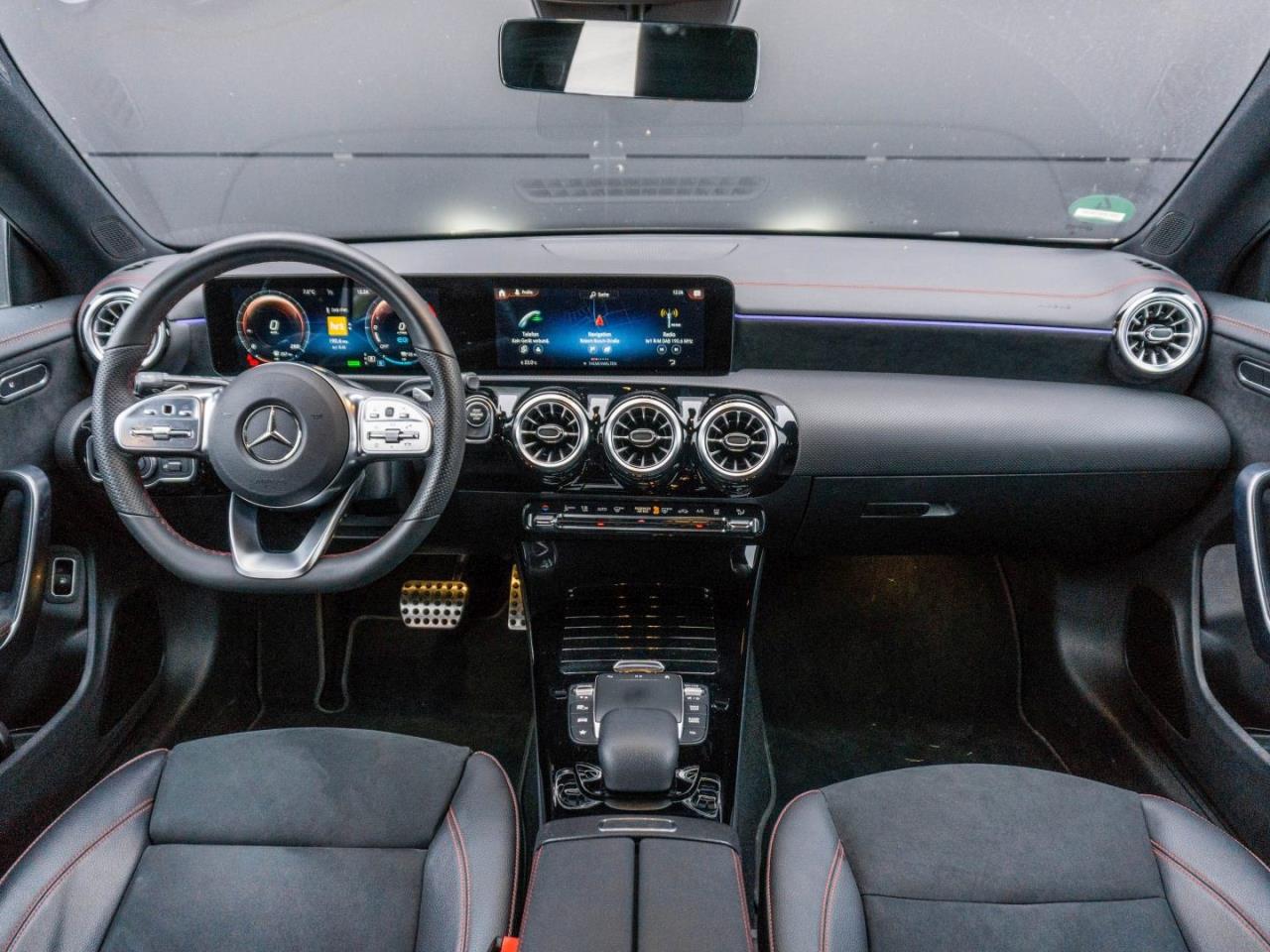 Mercedes-Benz CLA 250 e Coupé AMG Night MBUX Navi Kamera