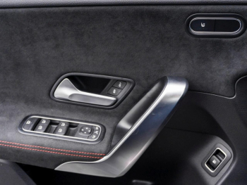 Mercedes-Benz CLA 250 e Coupé AMG Night MBUX Navi Kamera