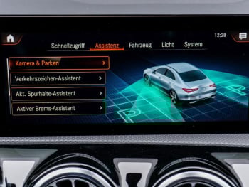 Mercedes-Benz CLA 250 e Coupé AMG Night MBUX Navi Kamera