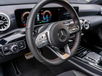 Mercedes-Benz CLA 250 e Coupé AMG Night MBUX Navi Kamera