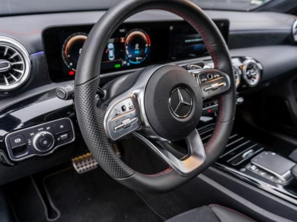 Mercedes-Benz CLA 250 e Coupé AMG Night MBUX Navi Kamera