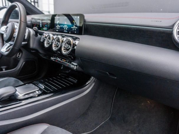 Mercedes-Benz CLA 250 e Coupé AMG Night MBUX Navi Kamera