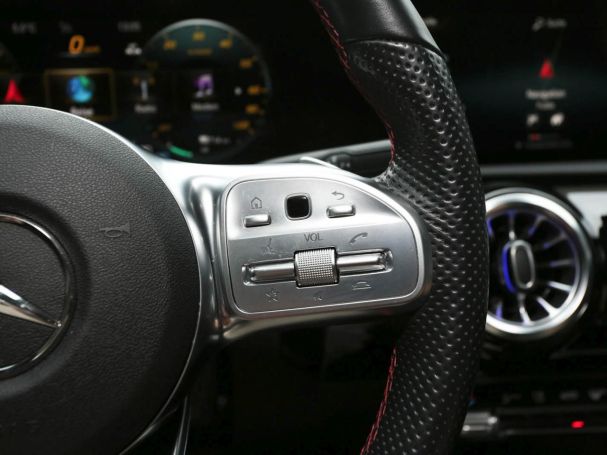 Mercedes-Benz CLA 250 e Coupé AMG Night MBUX Navi AHK Kamera