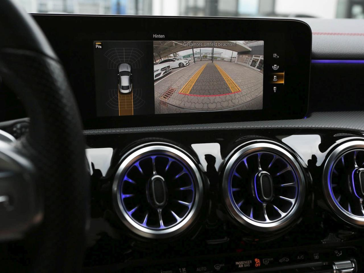 Mercedes-Benz CLA 250 e Coupé AMG Night MBUX Navi AHK Kamera