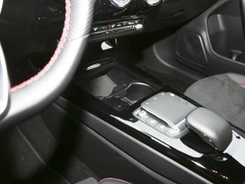 Mercedes-Benz CLA 250 e Coupé AMG Night MBUX Navi AHK Kamera