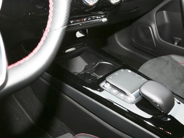 Mercedes-Benz CLA 250 e Coupé AMG Night MBUX Navi AHK Kamera