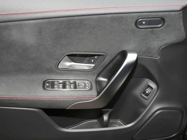 Mercedes-Benz CLA 250 e Coupé AMG Night MBUX Navi AHK Kamera